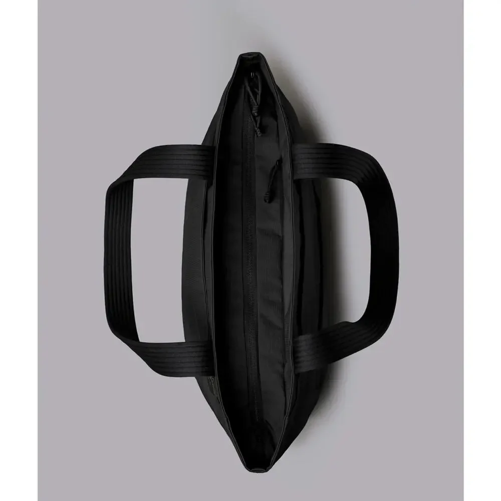 Alpaka flight tote